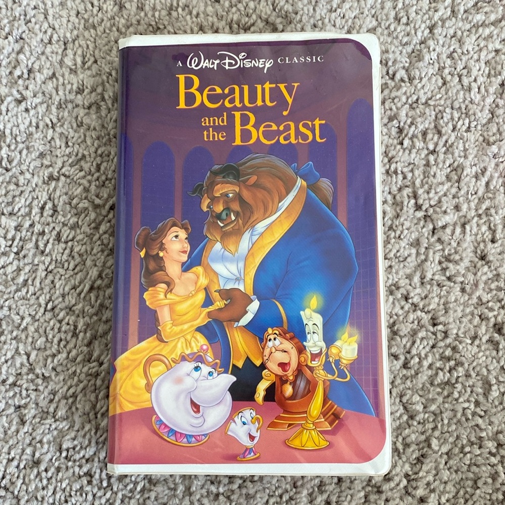 Disney Beauty and the Beast VHS Classic Clamshell Black Diamond Vintage Movie